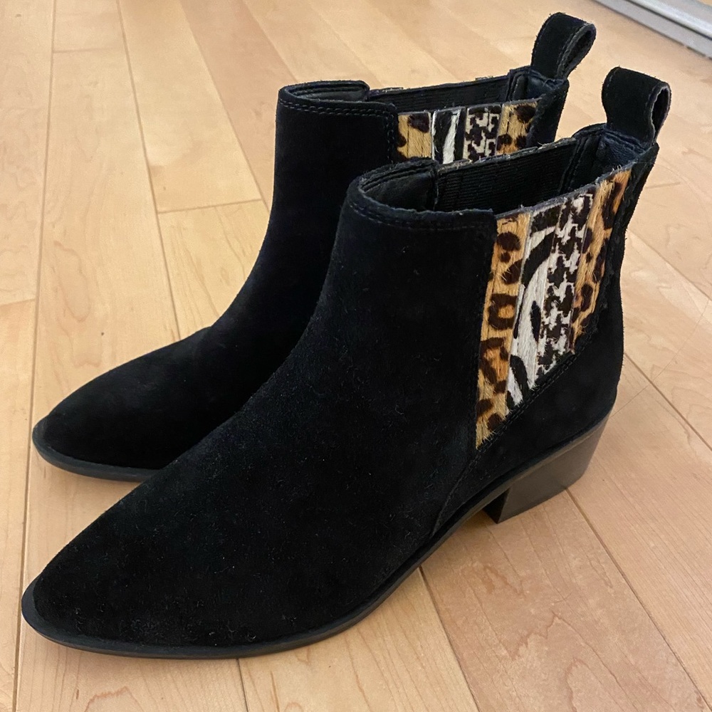 Animal Print Booties (NWOT)